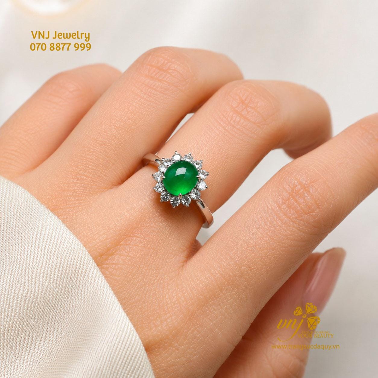 Nhẫn Ngọc Phỉ Thúy Luxury Vàng Trắng NWJ15