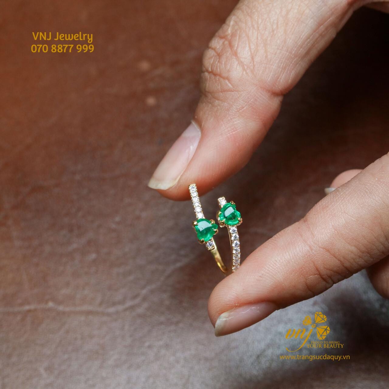 Nhẫn Open Ring Emerald NWE19