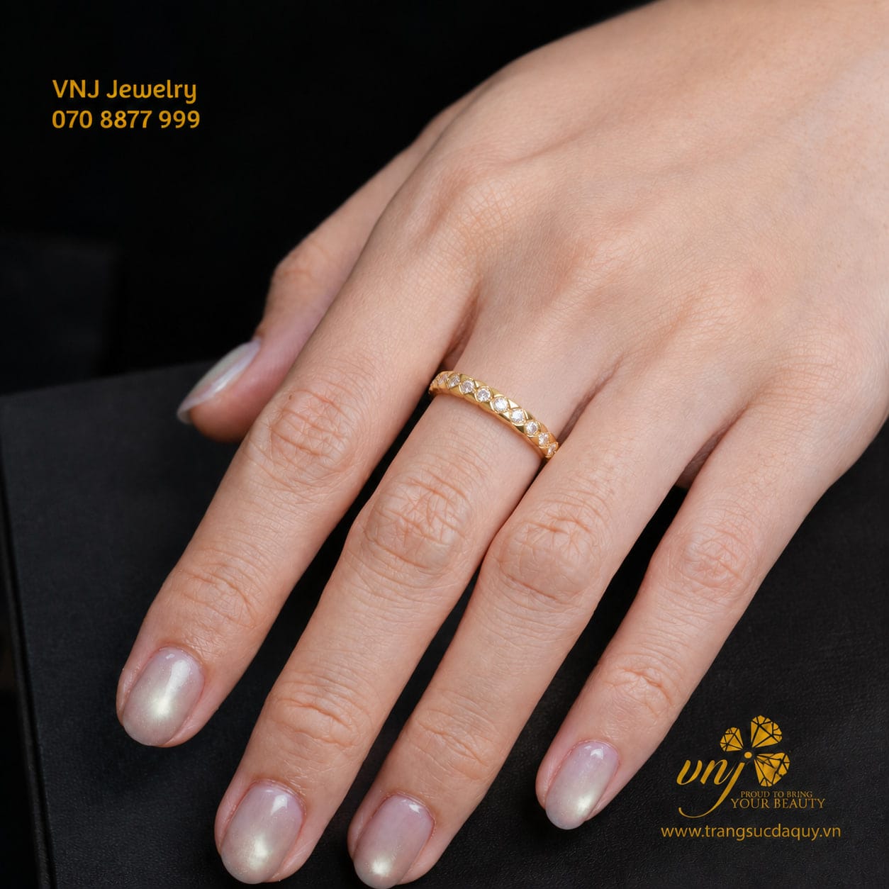 Nhẫn Eternity Kim Cương NWD51