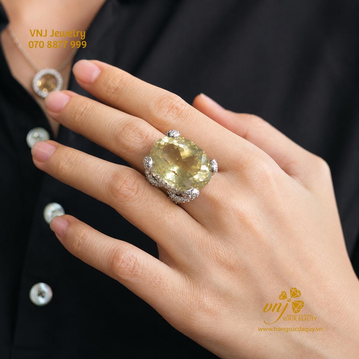 Nhẫn Thạch Anh Vàng NWQV12